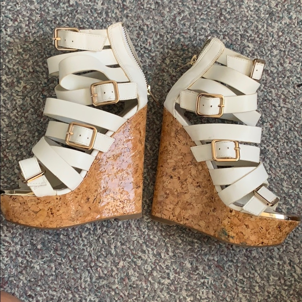 Cute summer platform sandals!